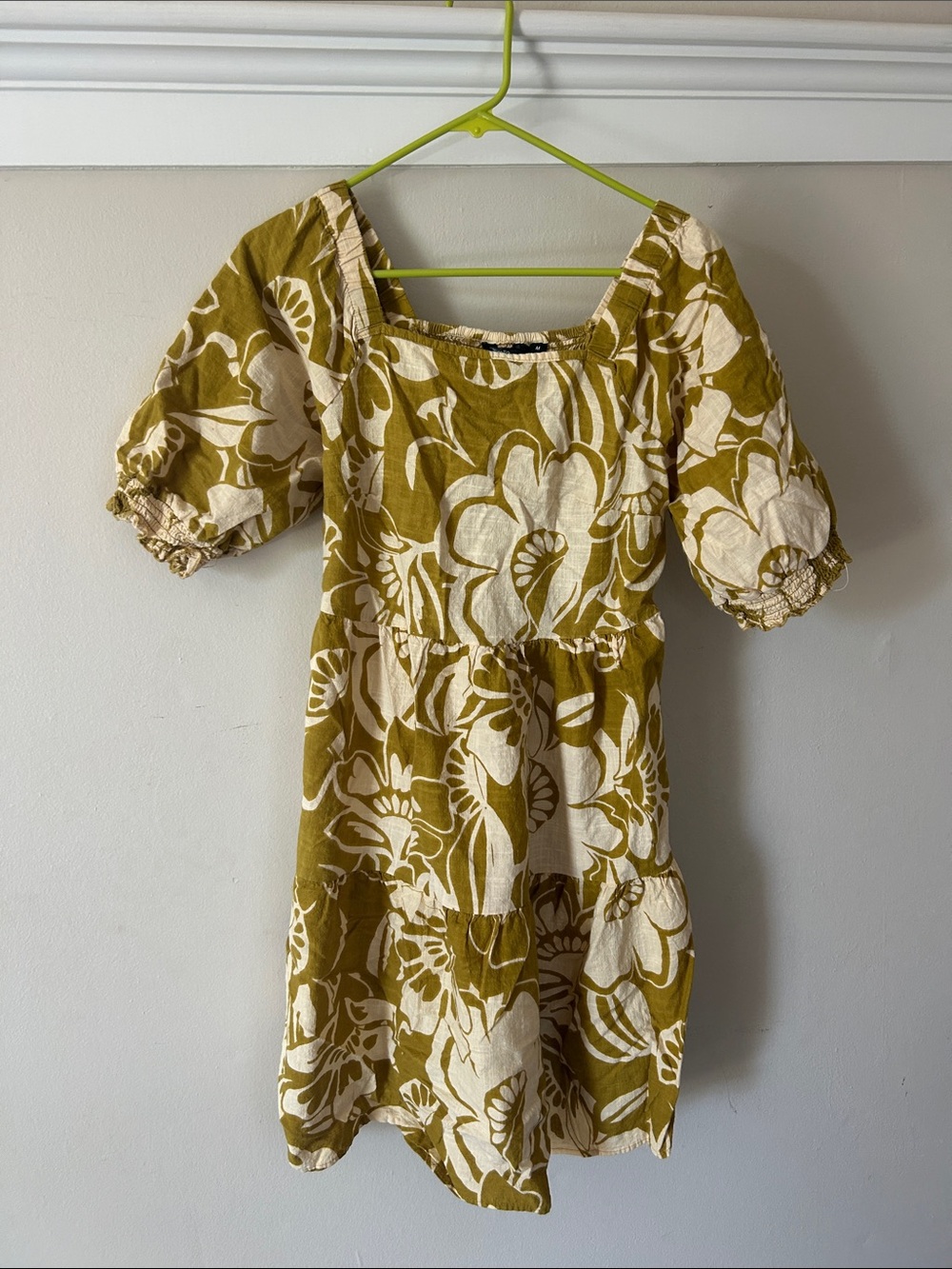 Mlle Gabrielle Green & Cream Floral Midi Dress